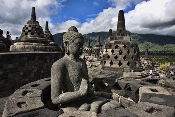 Pro Kontra Di Tengah Panasnya Kenaikan Harga Tiket Masuk Candi Borobudur