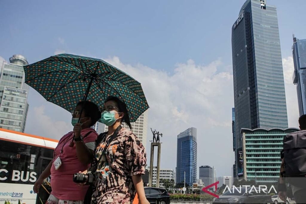 Indonesia Mendidih, Masyarakat Dilanda Cemas Dampak dari “Heatwave”